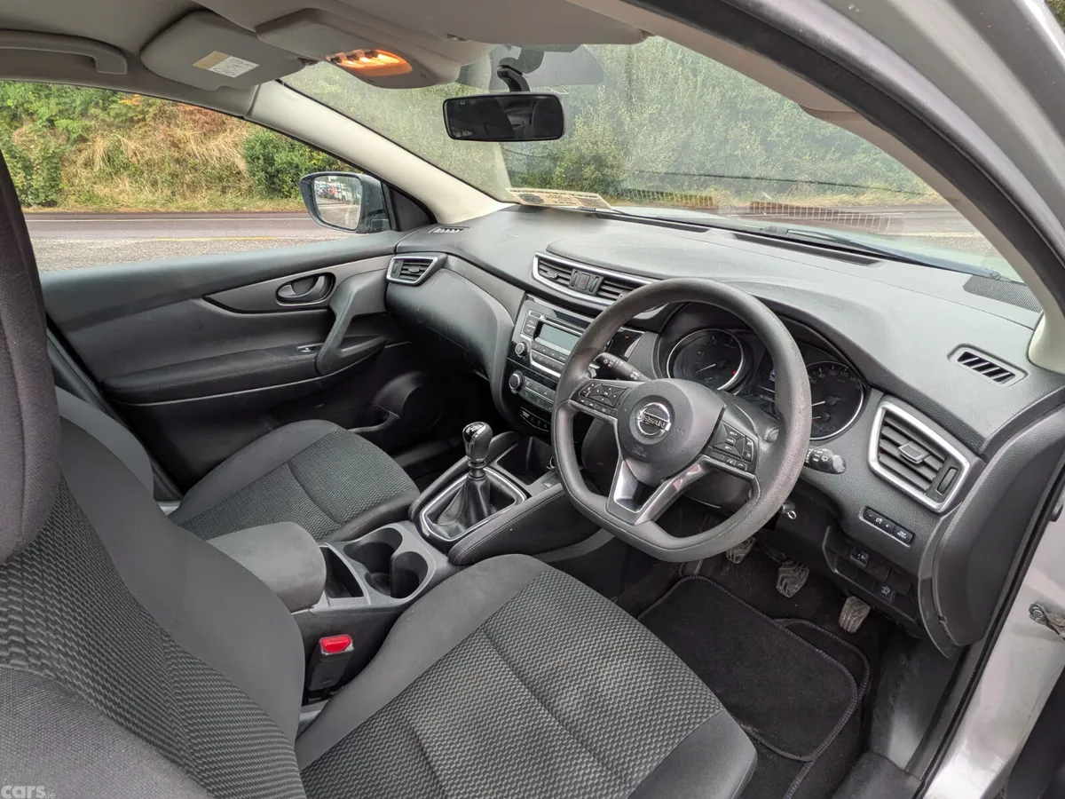 Nissan Qashqai MPV, Diesel, 2018, Grey