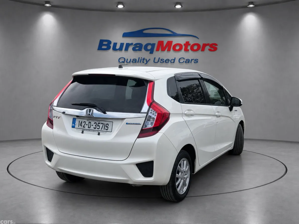 Honda Fit Hatchback, Petrol Hybrid, 2014, White