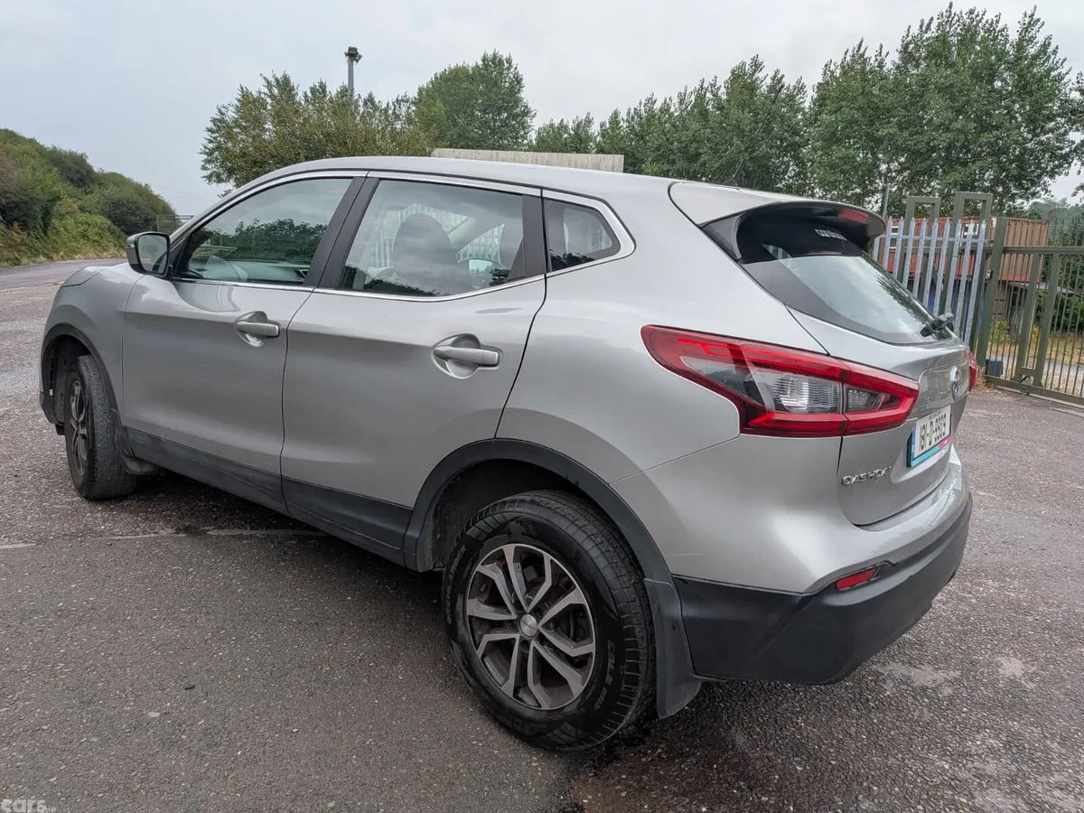 Nissan Qashqai MPV, Diesel, 2018, Grey