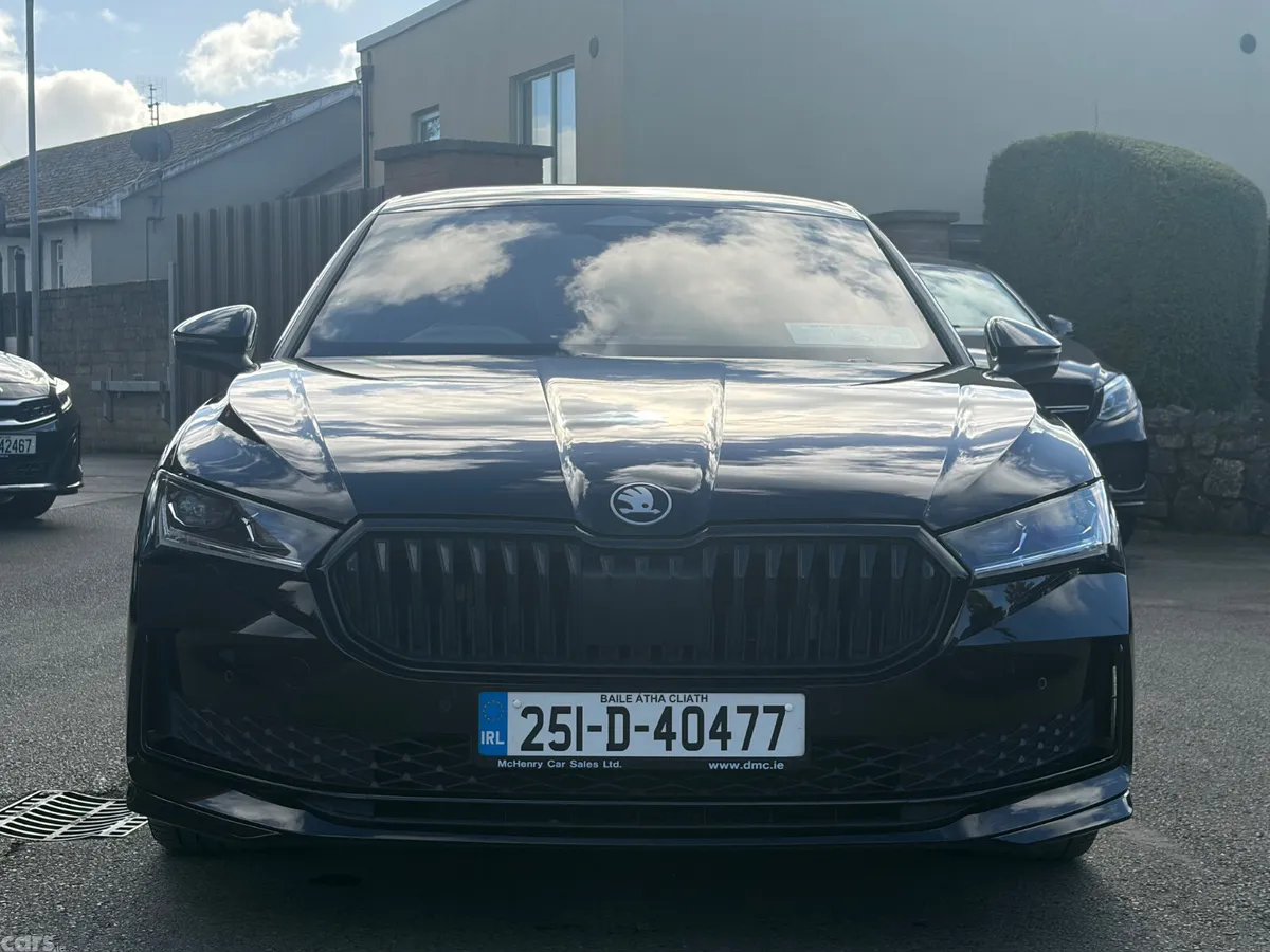 Skoda Superb Saloon, Diesel, 2025, Black