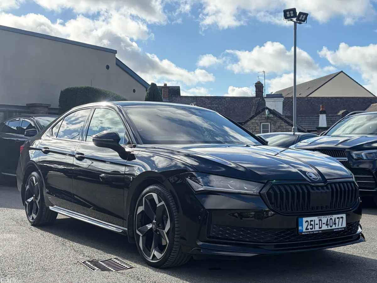 Skoda Superb Saloon, Diesel, 2025, Black