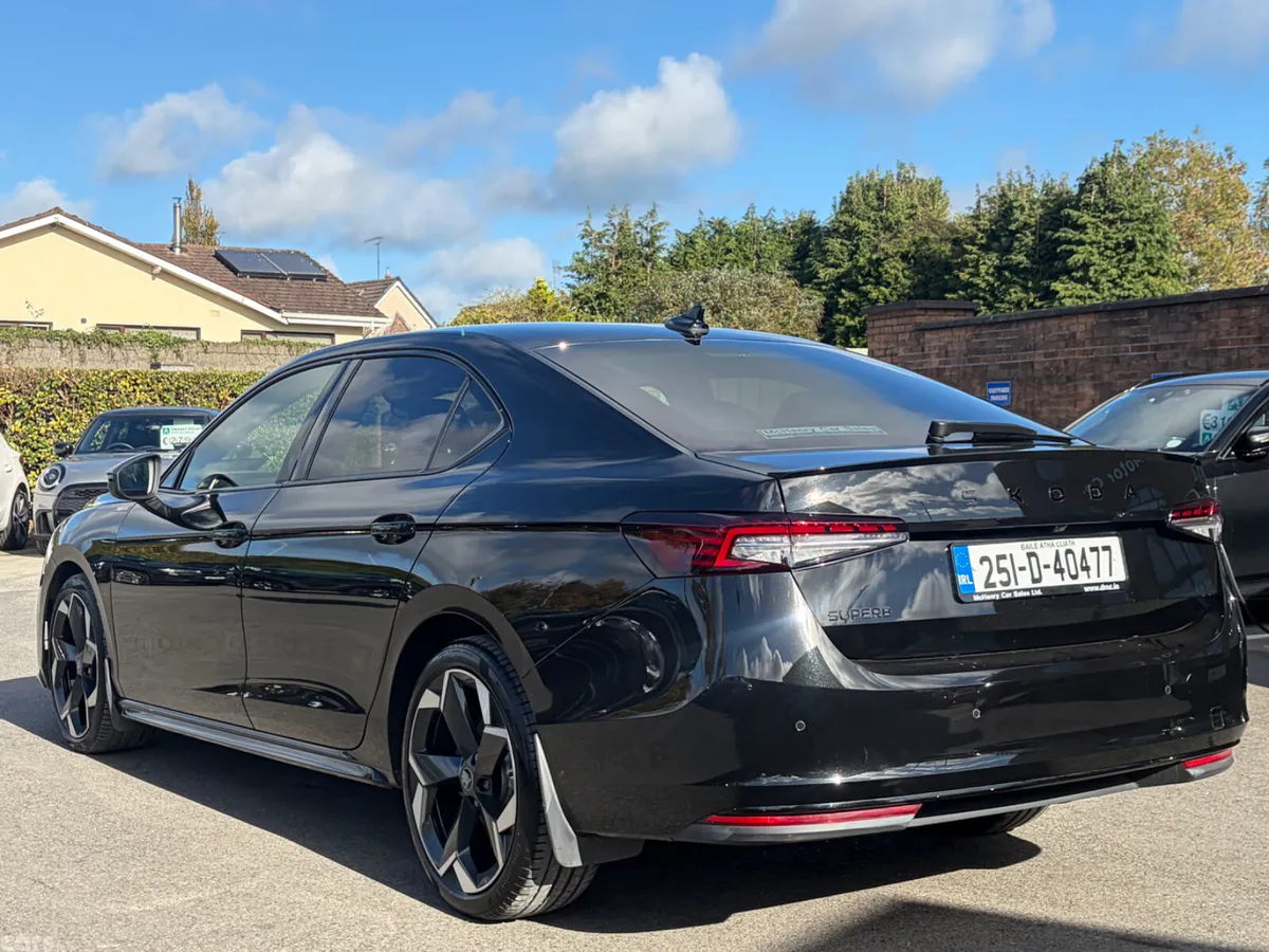 Skoda Superb Saloon, Diesel, 2025, Black