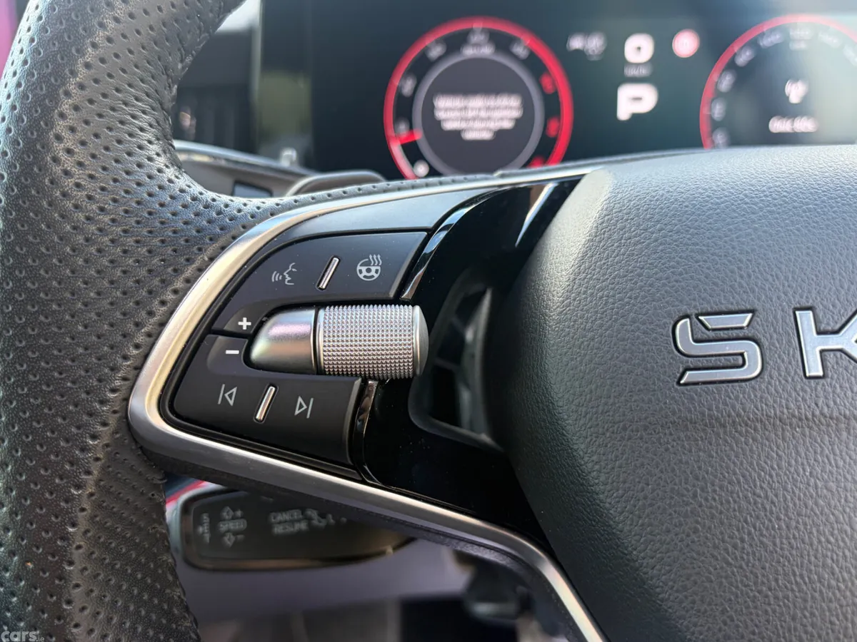 Skoda Superb Saloon, Diesel, 2025, Black