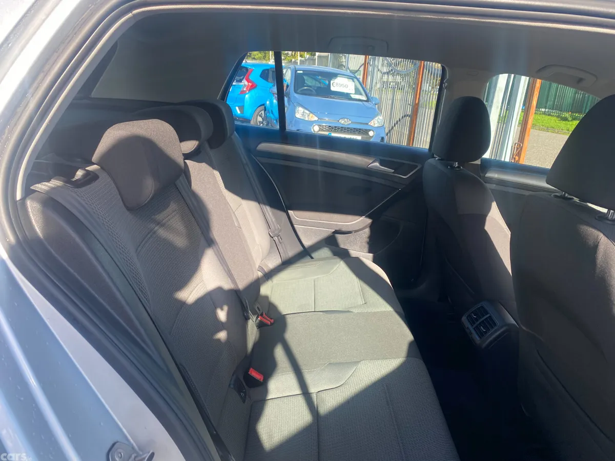 Volkswagen Golf Estate, Diesel, 2015, Silver