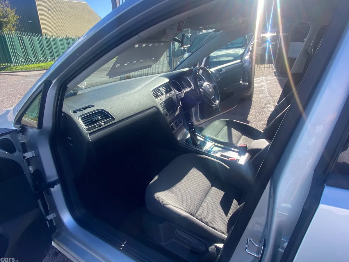 Volkswagen Golf Estate, Diesel, 2015, Silver
