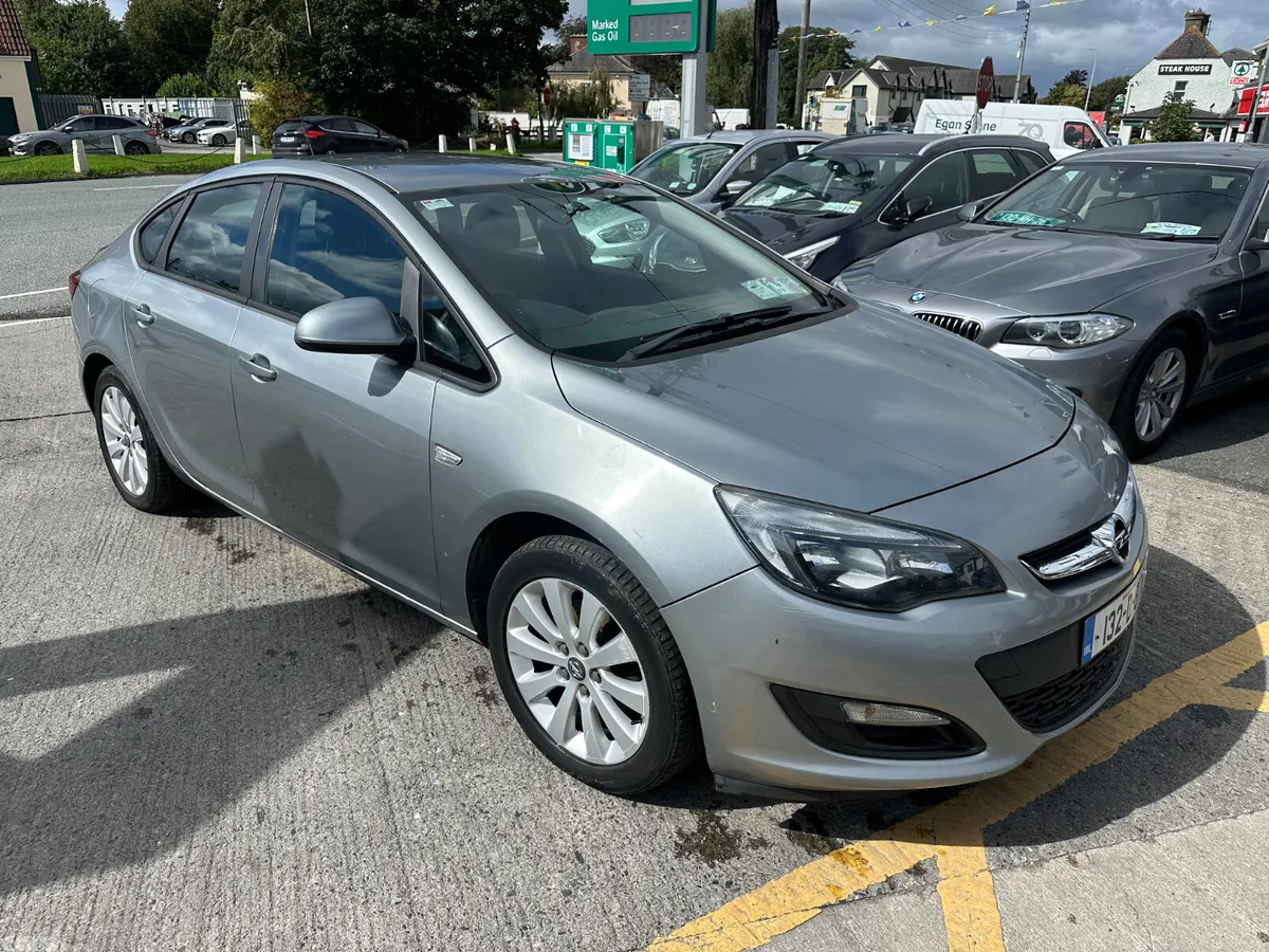 Opel Astra Saloon, Diesel, 2013, Silver