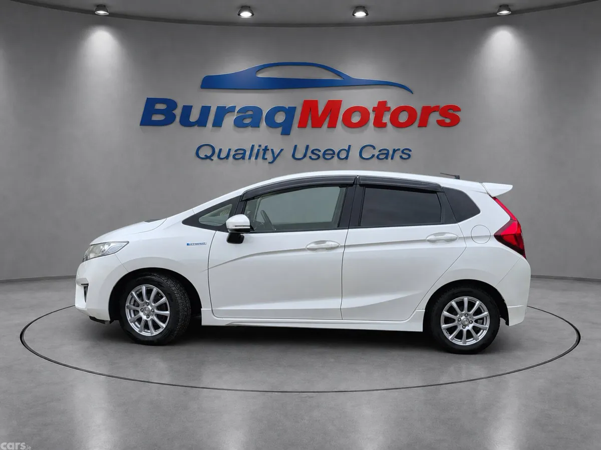 Honda Fit Hatchback, Petrol Hybrid, 2014, White