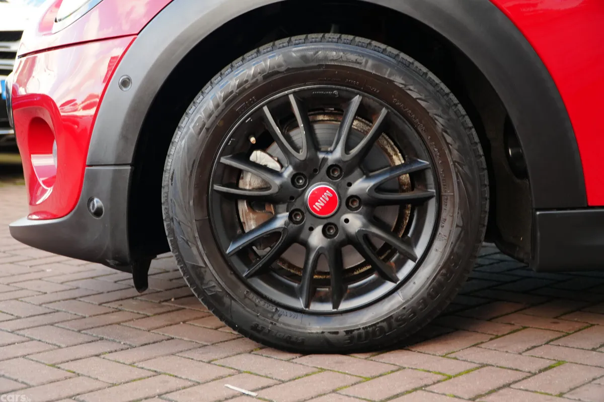 Mini Cooper Hatchback, Diesel, 2021, Red