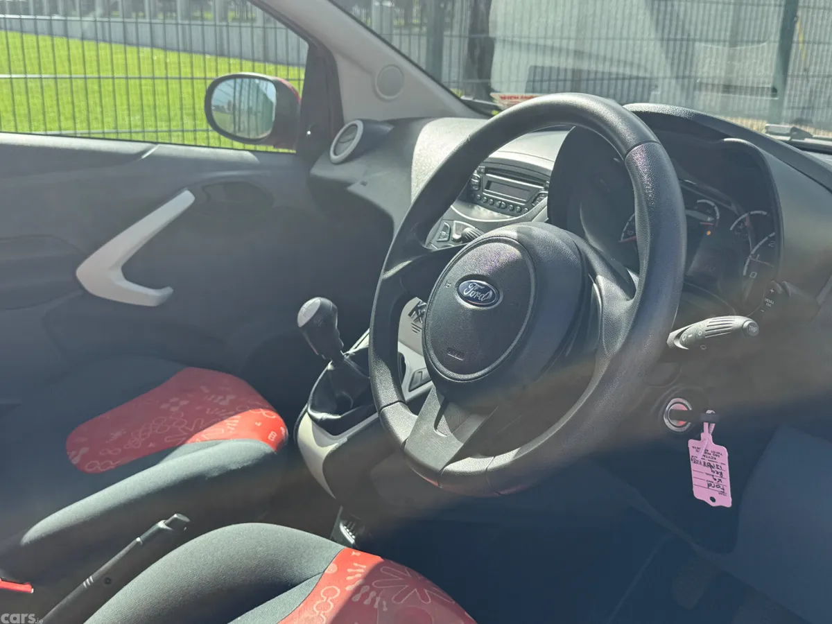 Ford KA Hatchback, Petrol, 2013, Red