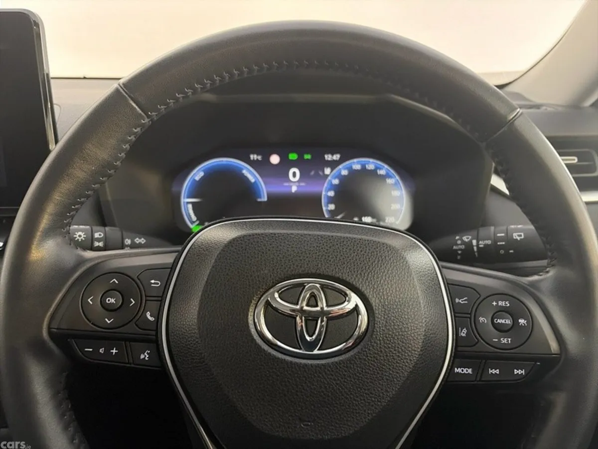 Toyota RAV4 SUV, Petrol Hybrid, 2024, Silver