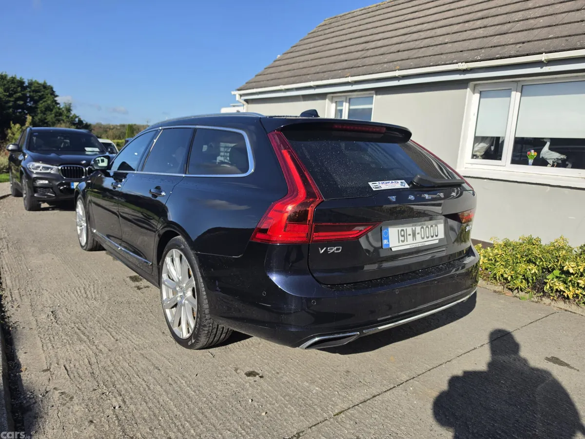 Volvo V90 Estate, Petrol Plug-in Hybrid, 2019, Blue