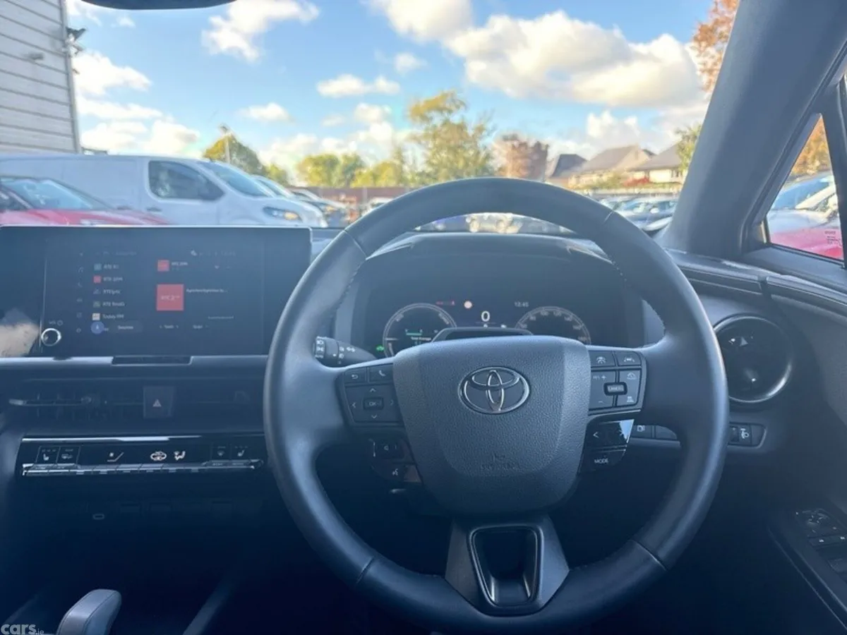 Toyota C-HR SUV, Petrol Hybrid, 2026, Blue