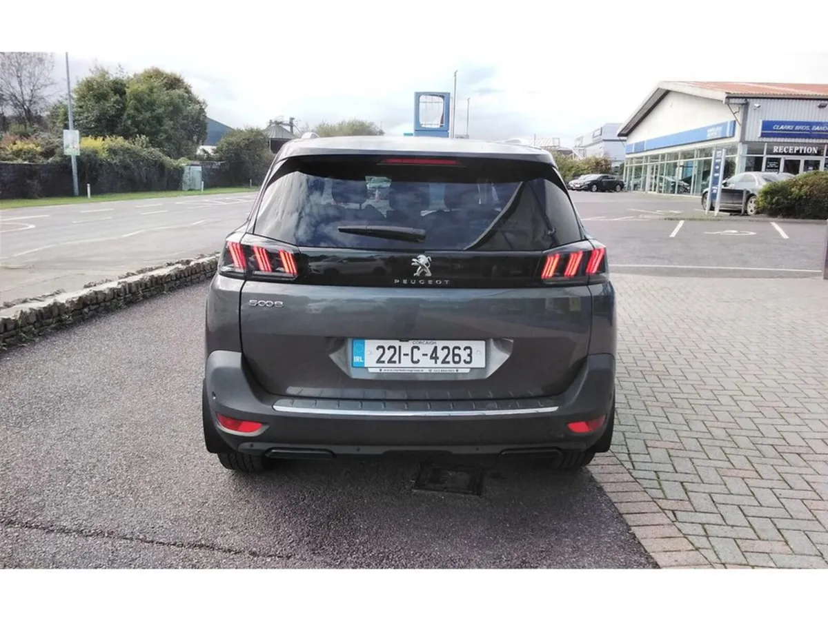 Peugeot 5008 SUV, Diesel, 2022, Grey