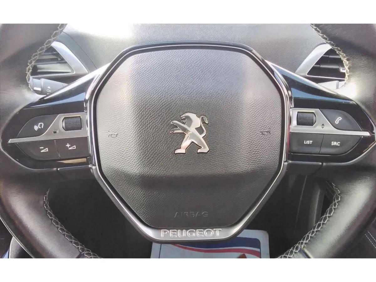 Peugeot 5008 SUV, Diesel, 2022, Grey