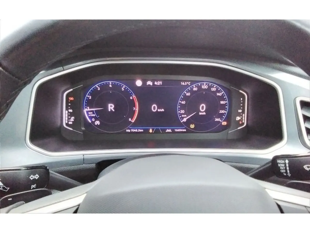 Volkswagen T-Roc SUV, Petrol, 2025, Black