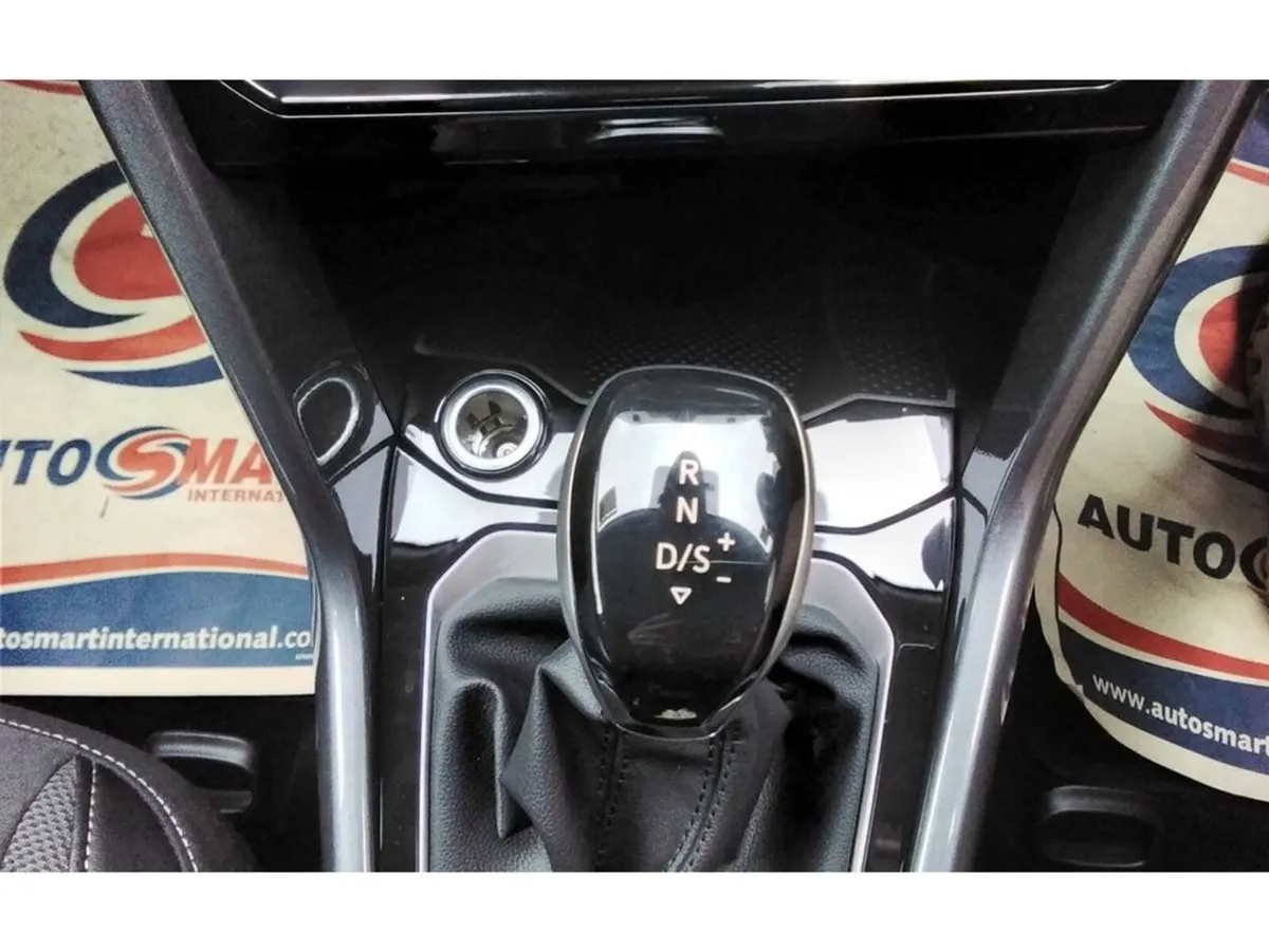 Volkswagen T-Roc SUV, Petrol, 2025, Black
