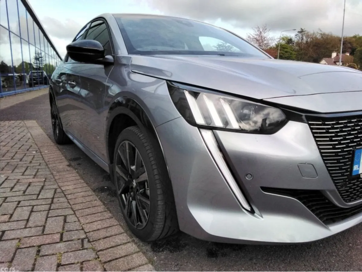 Peugeot 208 Hatchback, Electric, 2023, Grey