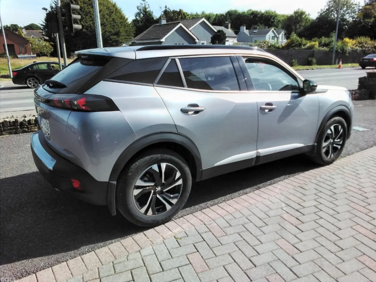 Peugeot 2008 SUV, Petrol, 2023, Grey