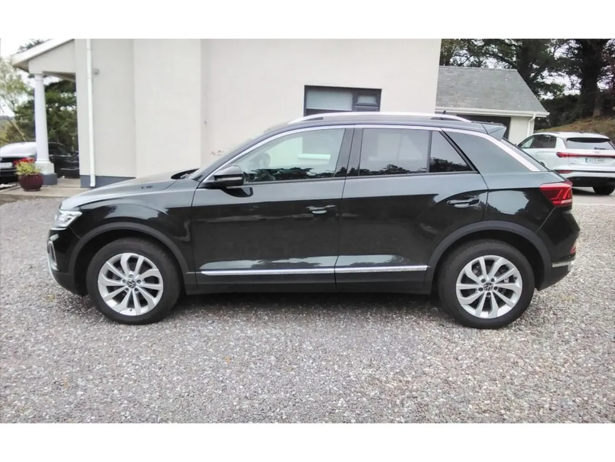Volkswagen T-Roc SUV, Petrol, 2025, Black