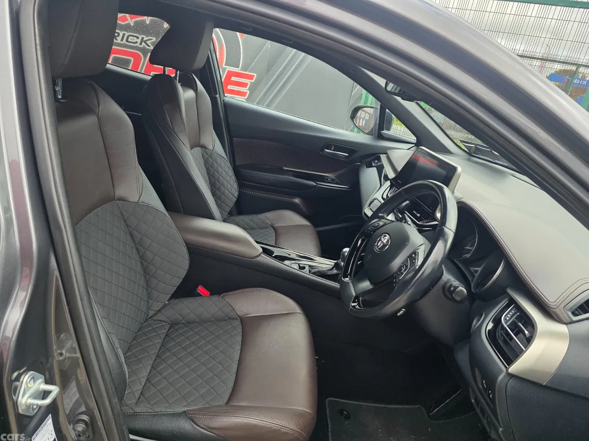 Toyota C-HR Hatchback, Petrol Hybrid, 2019, Grey