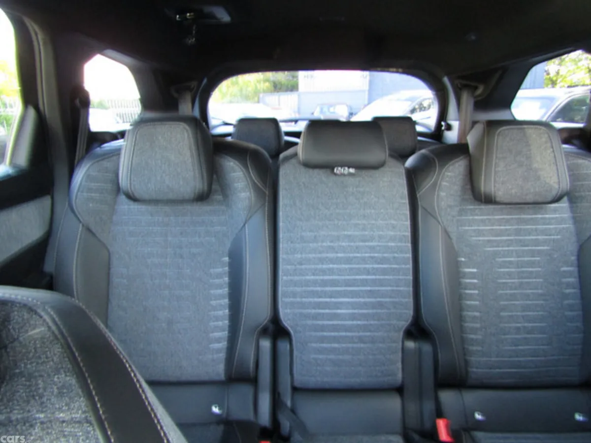 Peugeot 5008 MPV, Electric, 2025, Grey