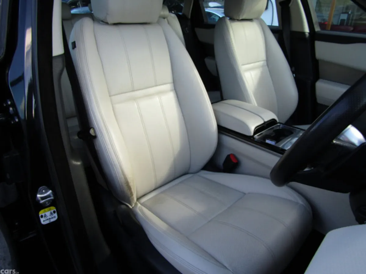 Land Rover Range Rover Estate, Diesel, 2017, Black
