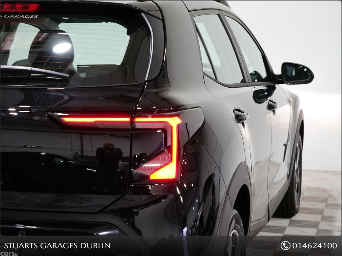 Kia Stonic SUV, Petrol, 2027, Black