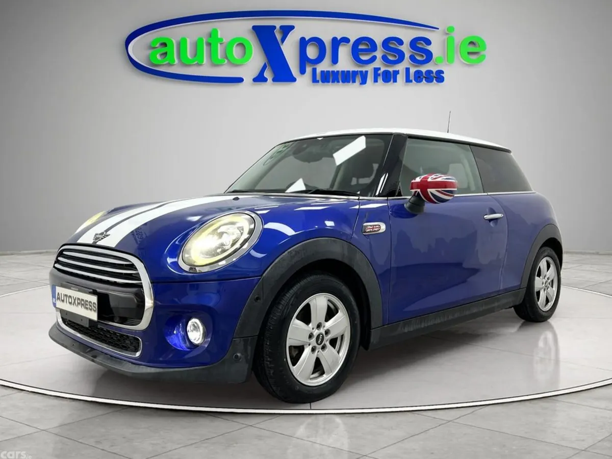 Mini Cooper Hatchback, Diesel, 2020, Blue