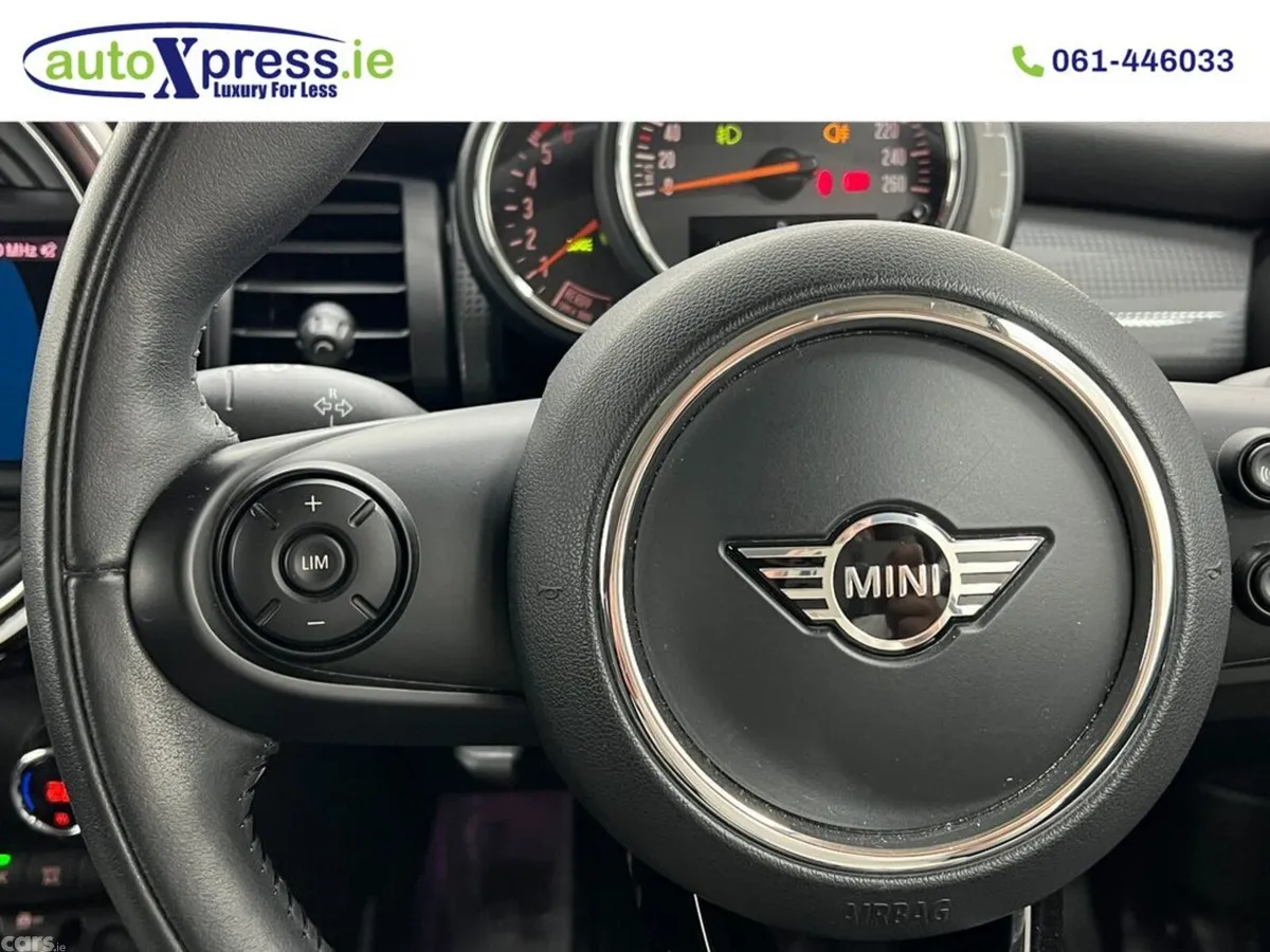 Mini Cooper Hatchback, Diesel, 2020, Blue