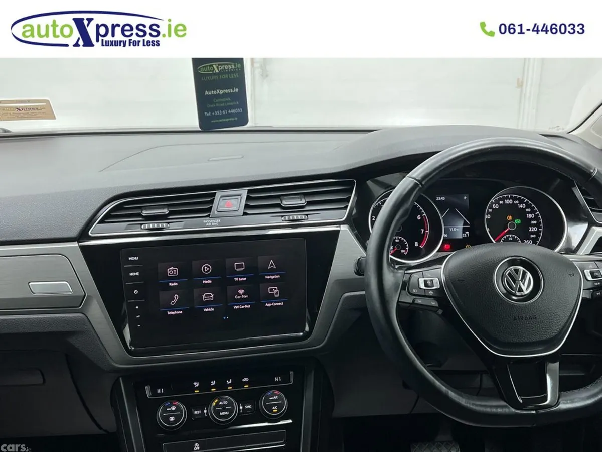 Volkswagen Touran MPV, Petrol, 2020, White