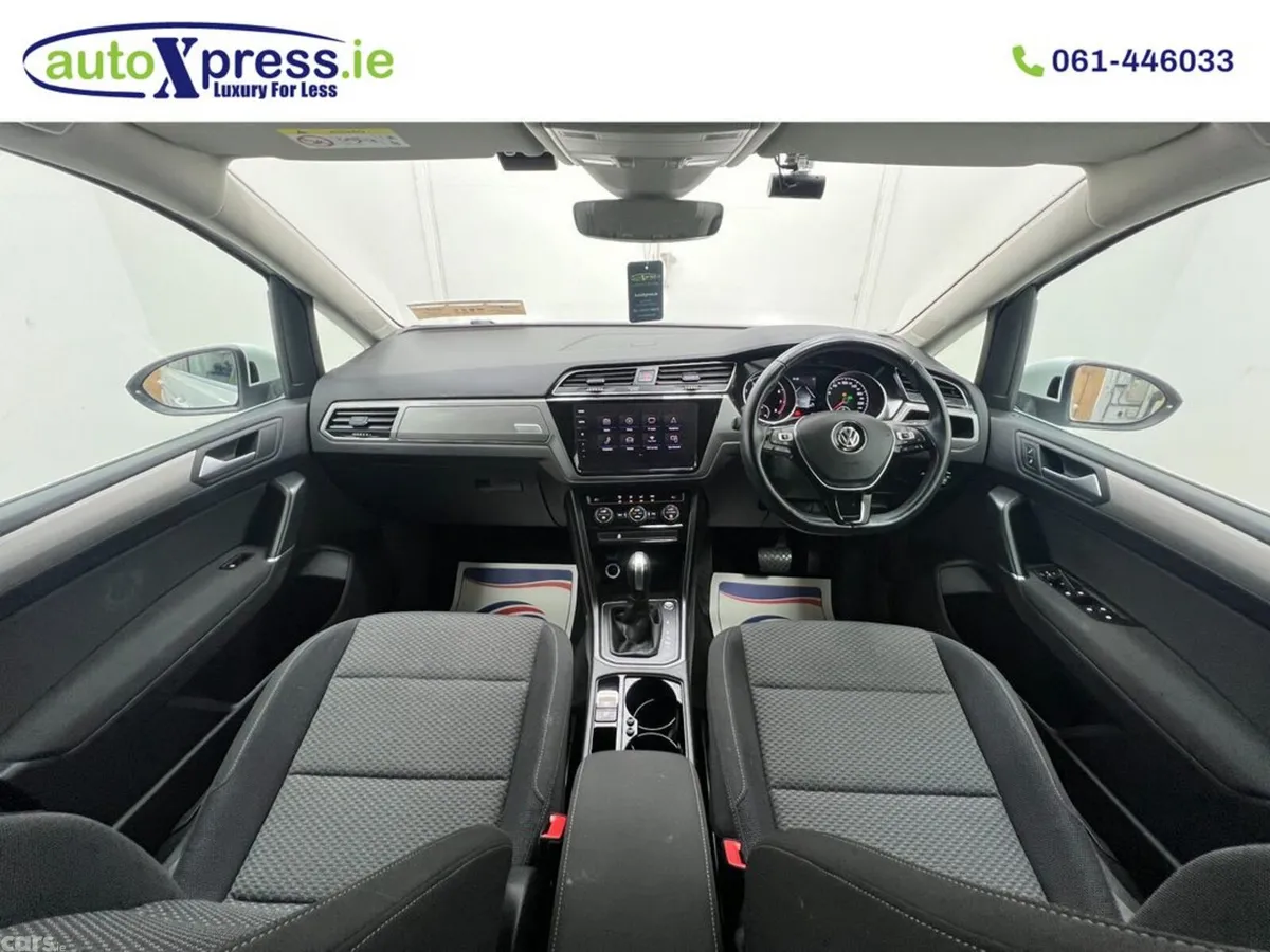 Volkswagen Touran MPV, Petrol, 2020, White