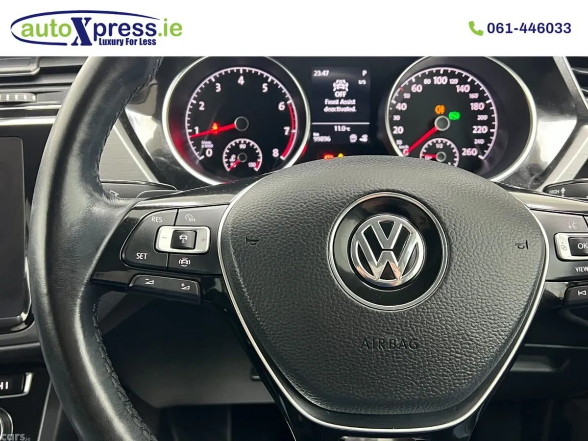 Volkswagen Touran MPV, Petrol, 2020, White