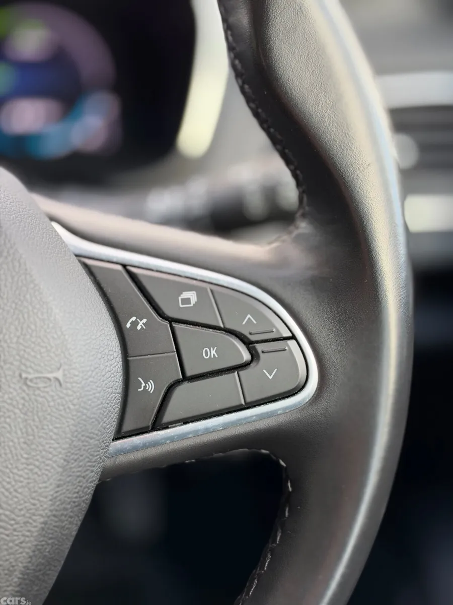 Renault Megane Estate, Petrol Plug-in Hybrid, 2021, Grey