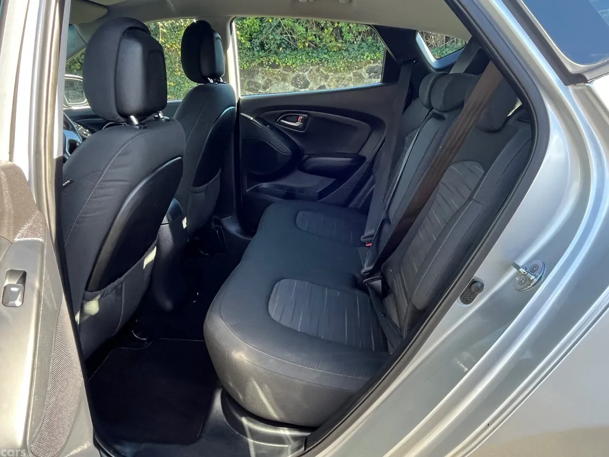 Hyundai ix35 SUV, Diesel, 2016, Silver