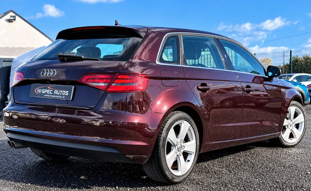 Audi A3 Hatchback, Diesel, 2015, Red