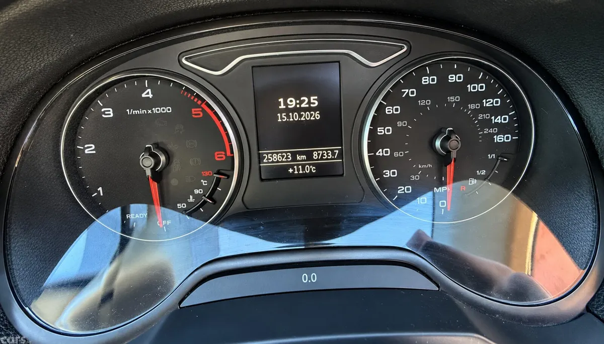 Audi A3 Hatchback, Diesel, 2015, Red