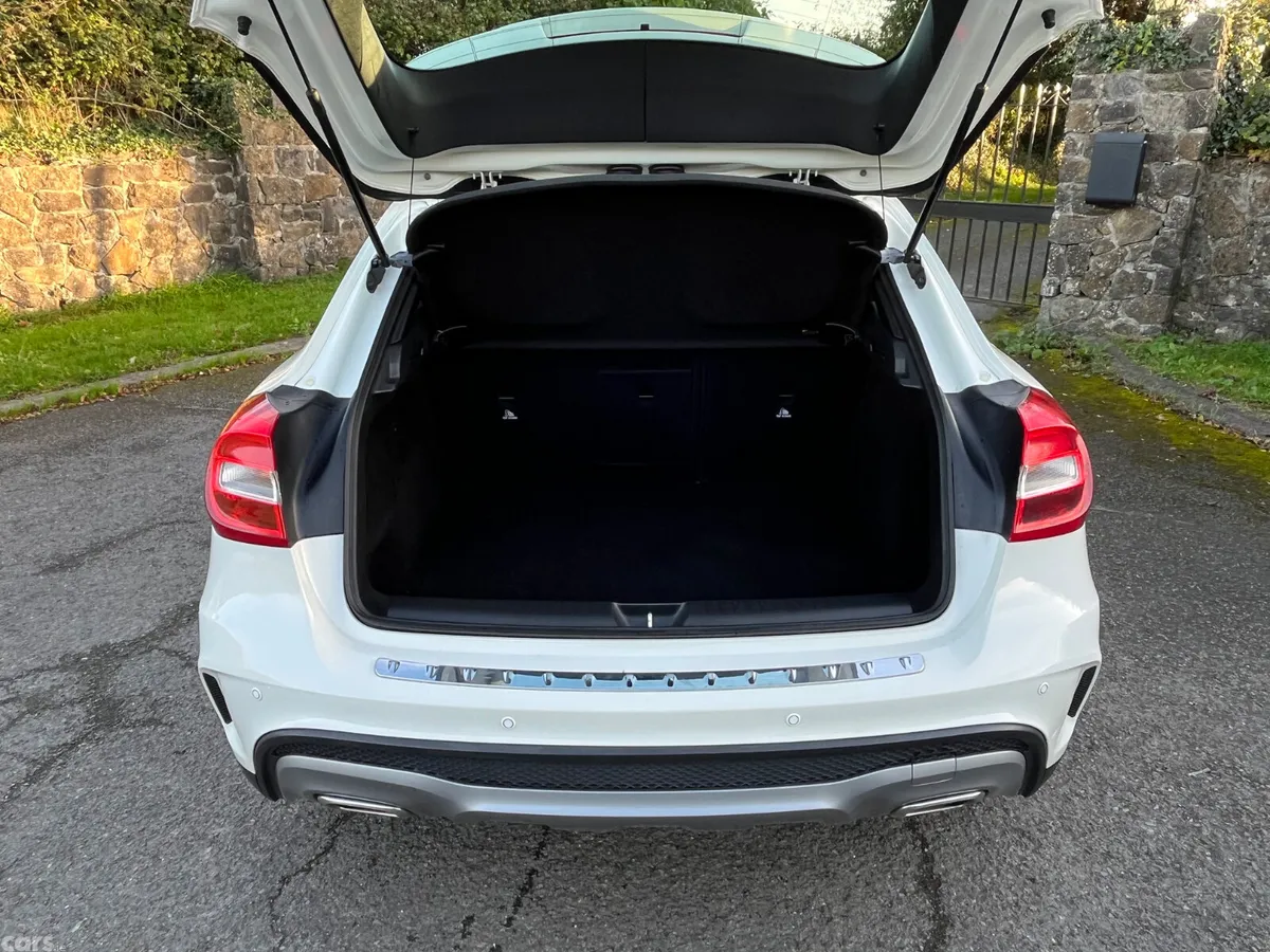Mercedes-Benz GLA SUV, Diesel, 2016, White