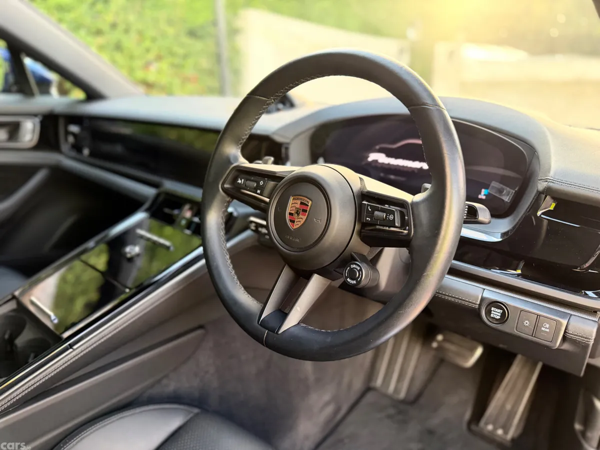 Porsche Panamera Hatchback, Petrol Plug-in Hybrid, 2024, Blue