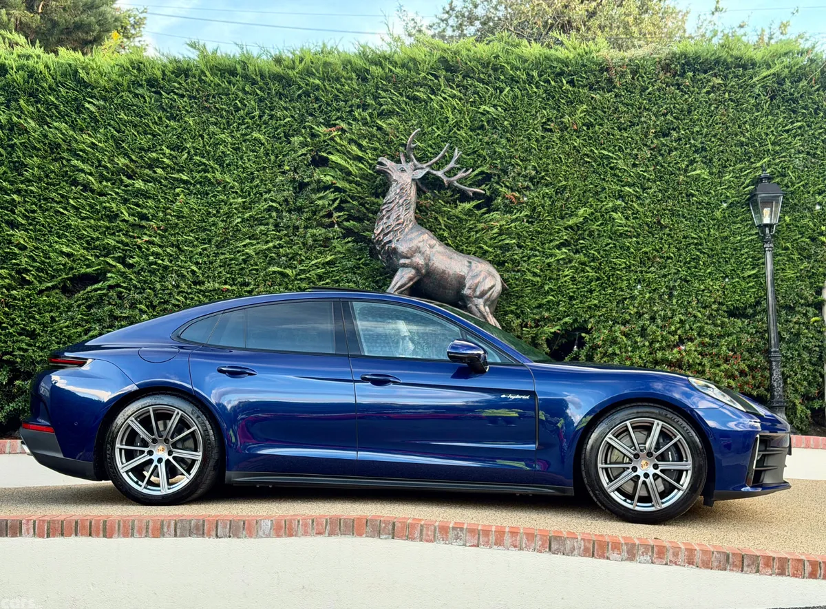 Porsche Panamera Hatchback, Petrol Plug-in Hybrid, 2024, Blue