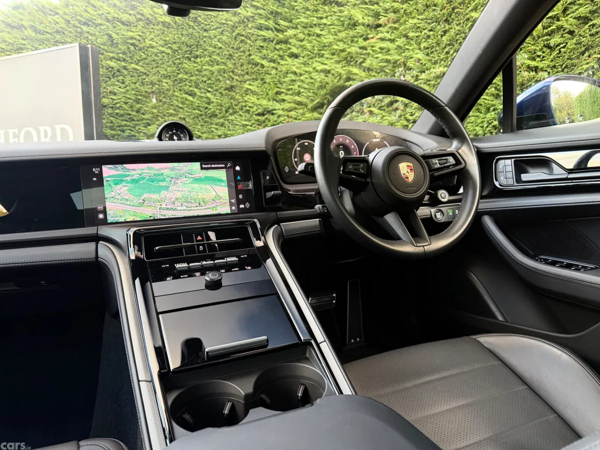 Porsche Panamera Hatchback, Petrol Plug-in Hybrid, 2024, Blue