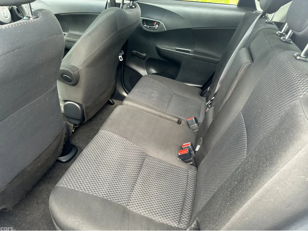 Toyota Verso-S MPV, Petrol, 2015, Silver