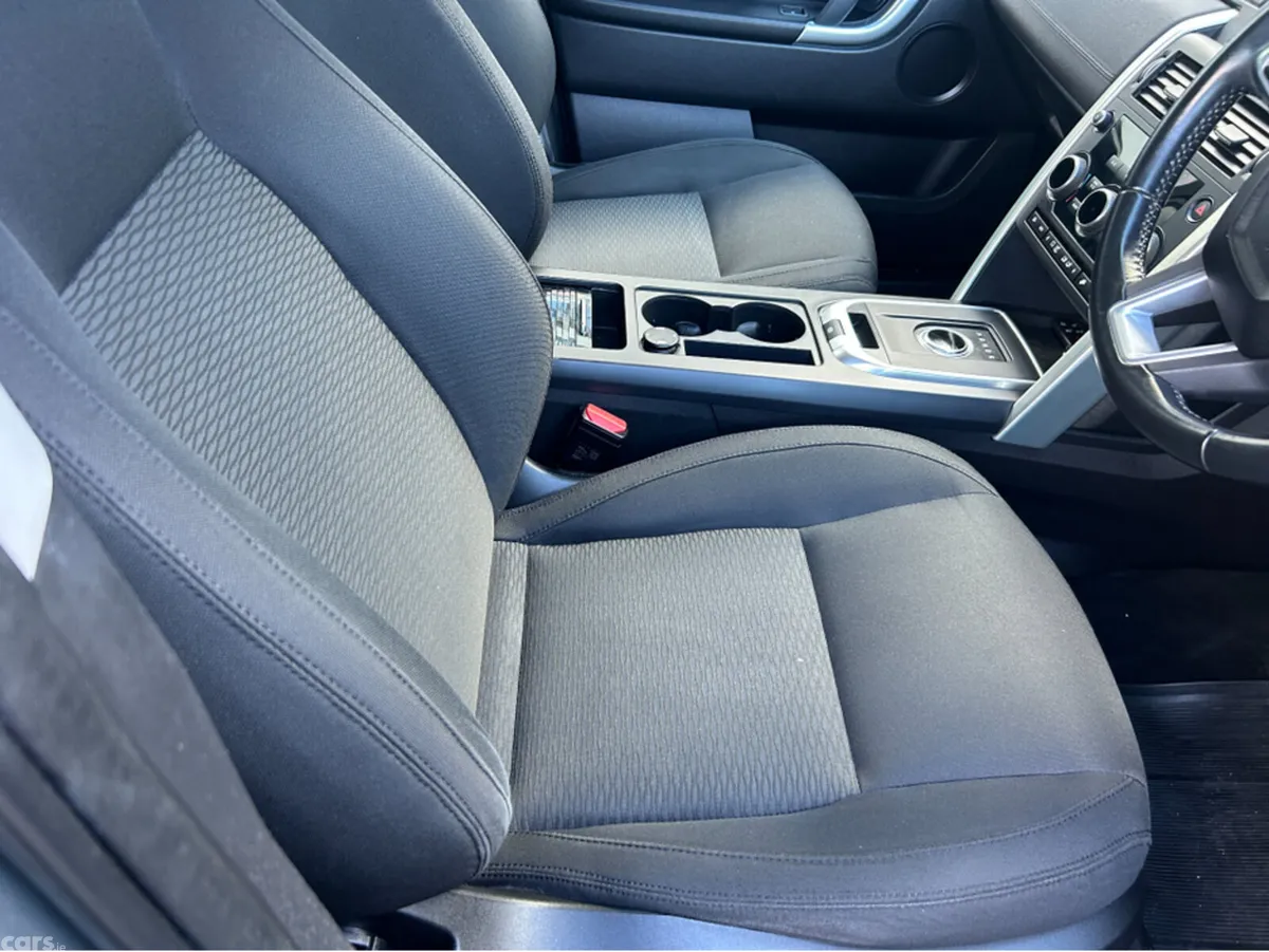 Land Rover Discovery Sport Estate, Diesel, 2017, Grey