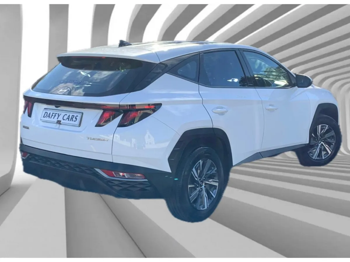 Hyundai Tucson MPV, Diesel, 2023, White