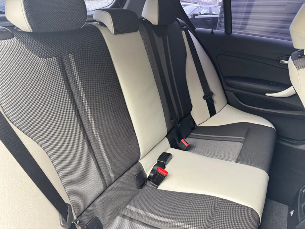 BMW 1-Series Hatchback, Diesel, 2016, Black