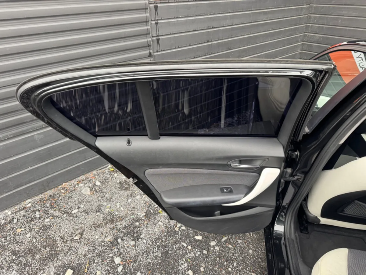 BMW 1-Series Hatchback, Diesel, 2016, Black