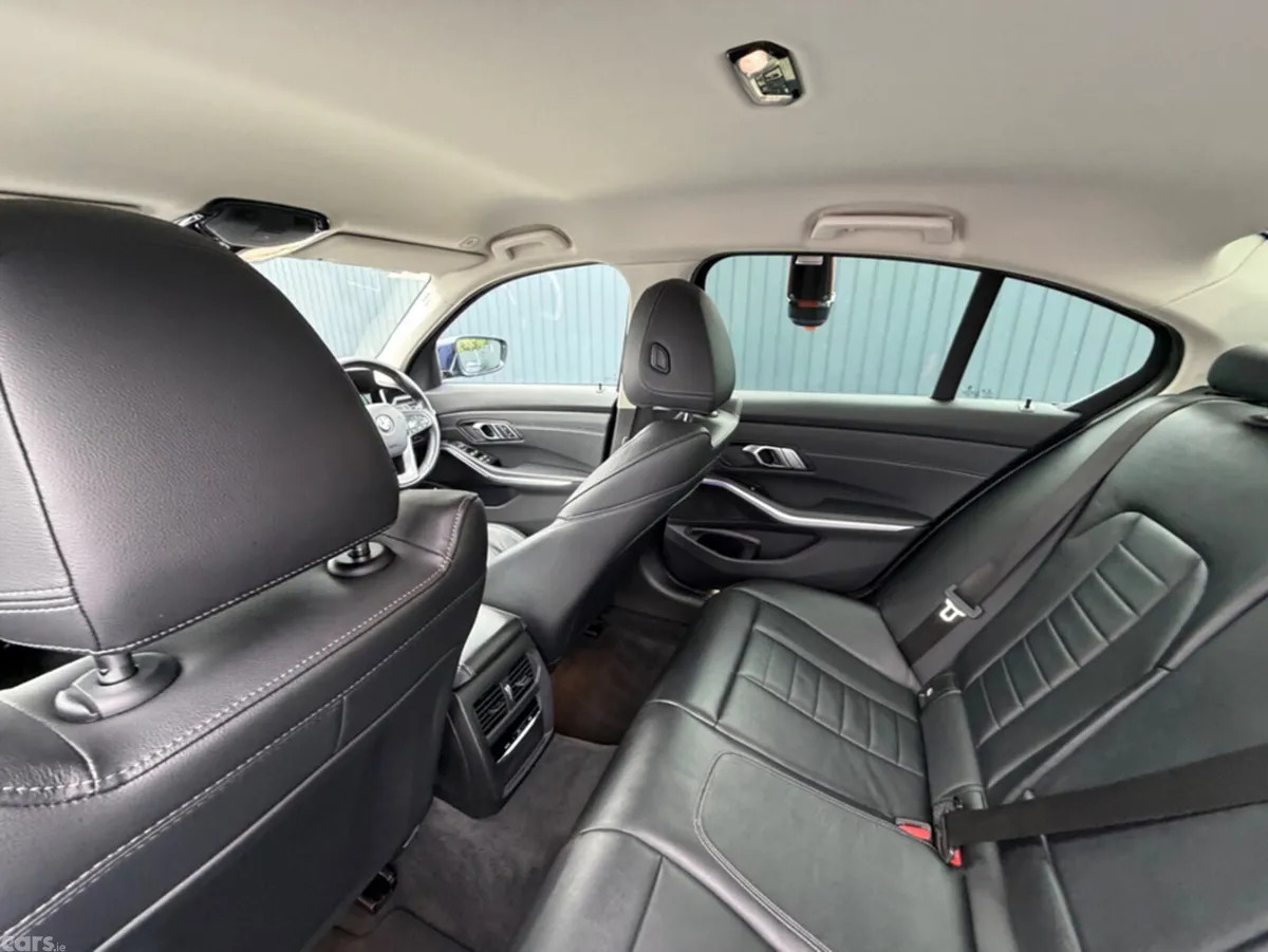 BMW 3-Series Saloon, Petrol Plug-in Hybrid, 2020, Blue