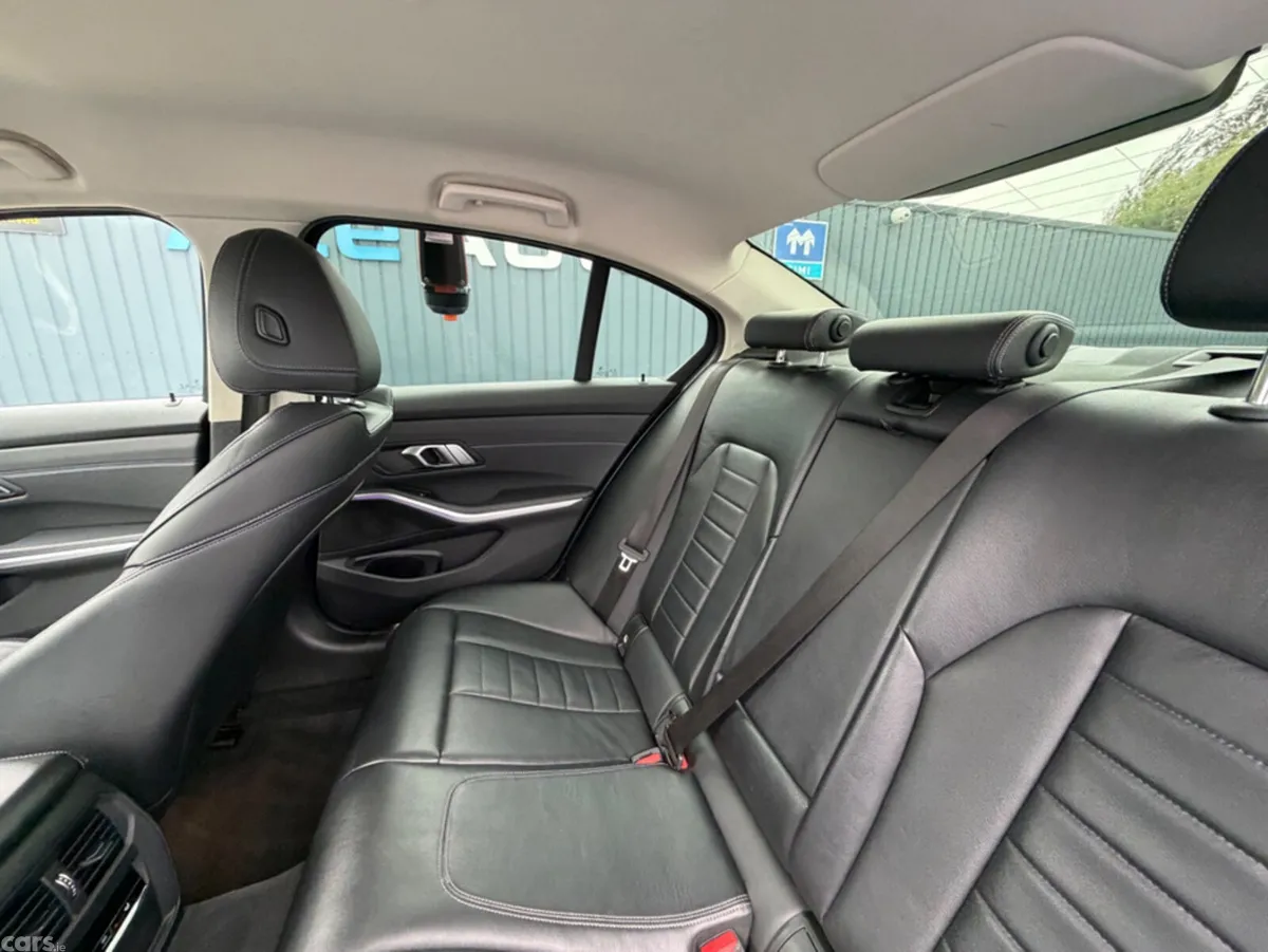BMW 3-Series Saloon, Petrol Plug-in Hybrid, 2020, Blue