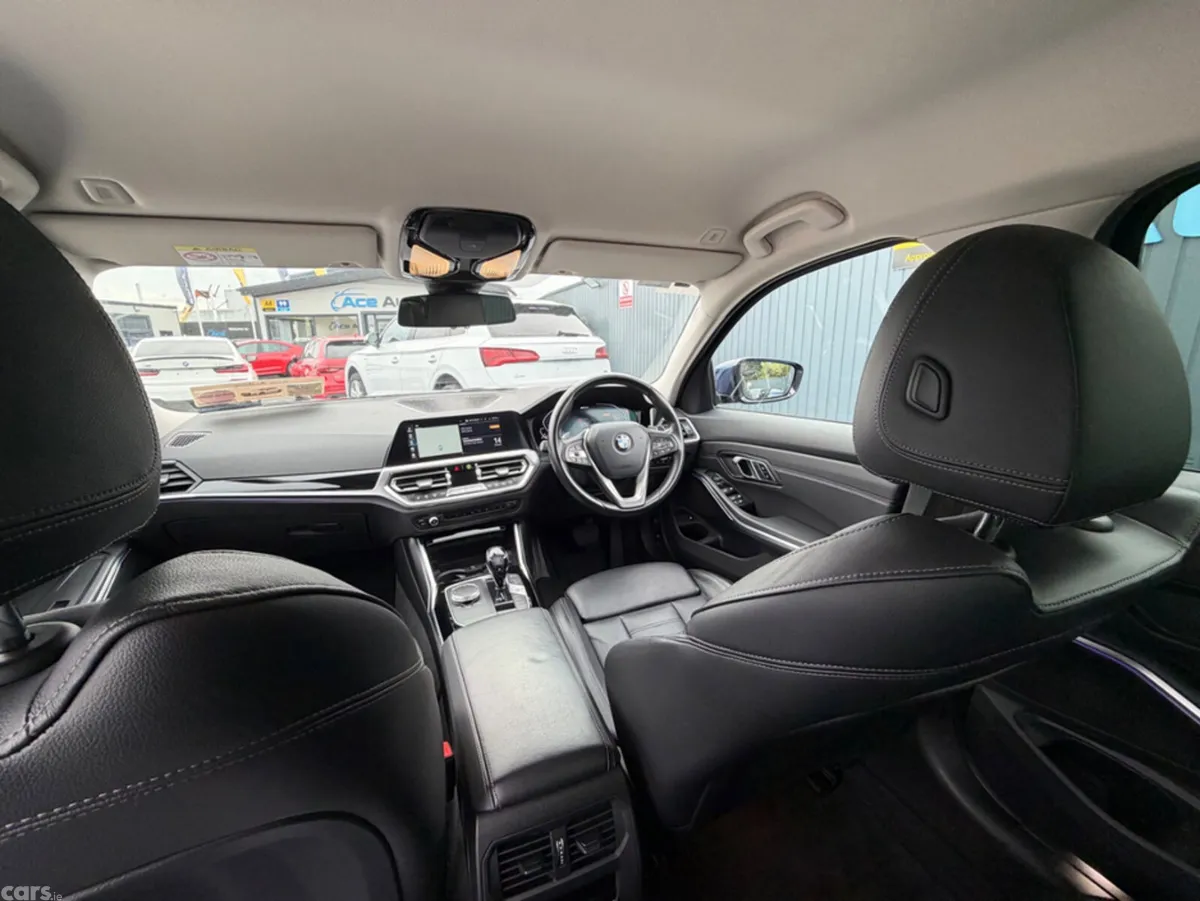 BMW 3-Series Saloon, Petrol Plug-in Hybrid, 2020, Blue