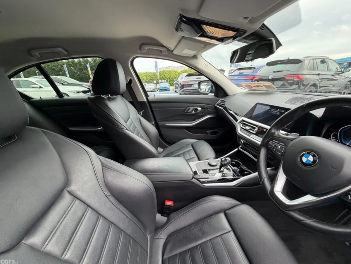 BMW 3-Series Saloon, Petrol Plug-in Hybrid, 2020, Blue