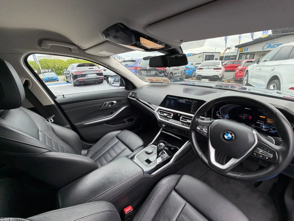 BMW 3-Series Saloon, Petrol Plug-in Hybrid, 2020, Blue